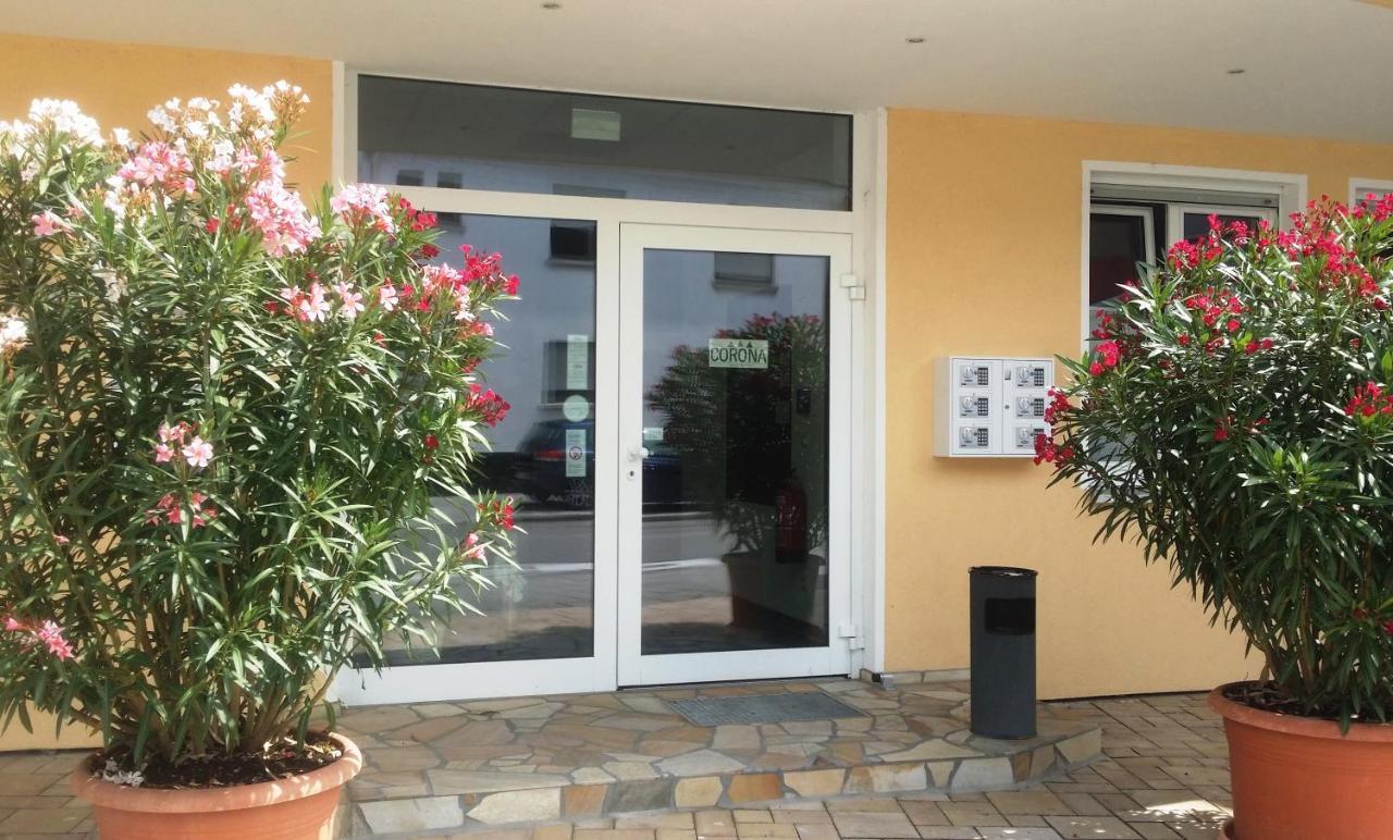 Pension Corona Forst  ภายนอก รูปภาพ